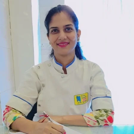 Dr Megha